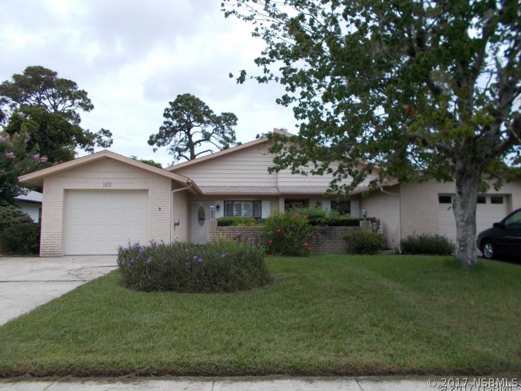 129 Shangri Lane Cir., Edgewater, FL 32132