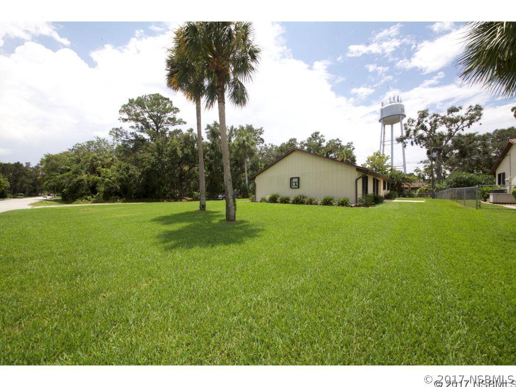 2032 Juniper Dr., Edgewater, FL 32141