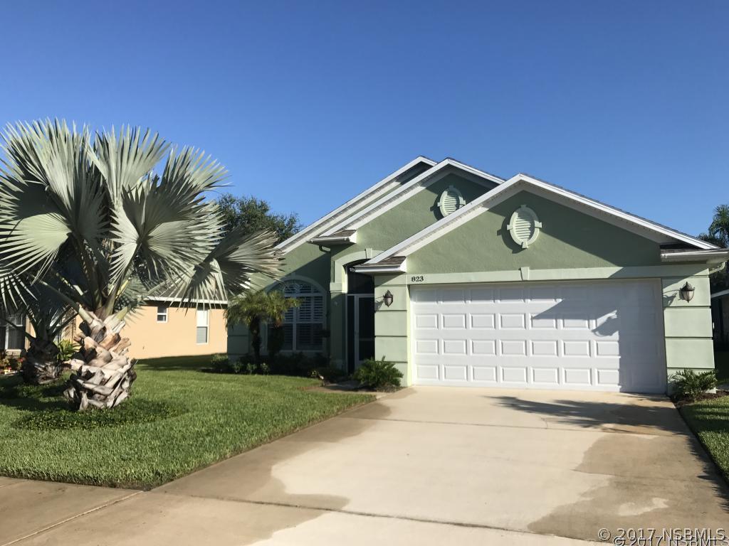 823 Star Reef Ln., Edgewater, FL 32132
