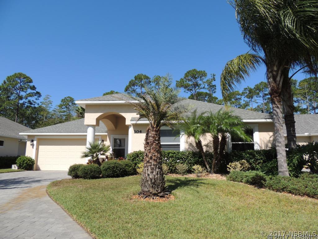 304 Leoni St., New Smyrna Beach, FL 32168