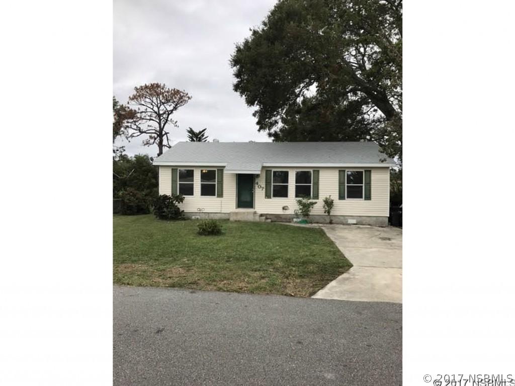 407 Ann St., Edgewater, FL 32132