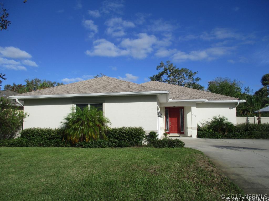 139 Thomas Ave., Edgewater, FL 32132