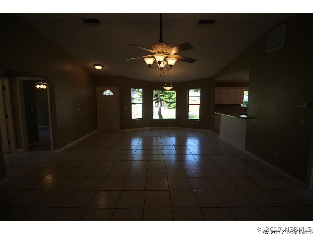 2007 Orange Tree Dr., Edgewater, FL 32141