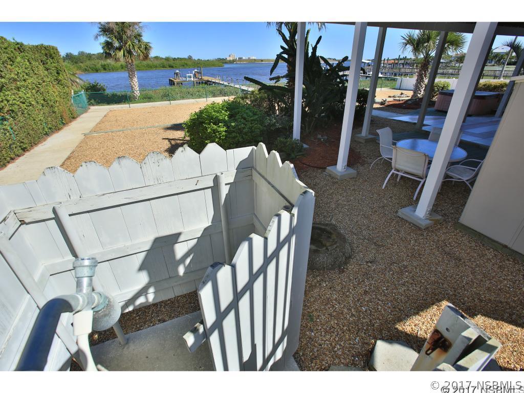 125 Cunningham Dr., New Smyrna Beach, FL 32168