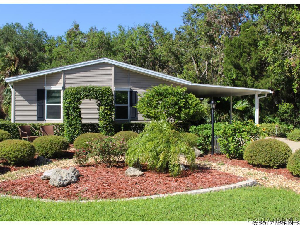 328 Water Landing Dr., Oak Hill, FL 32759