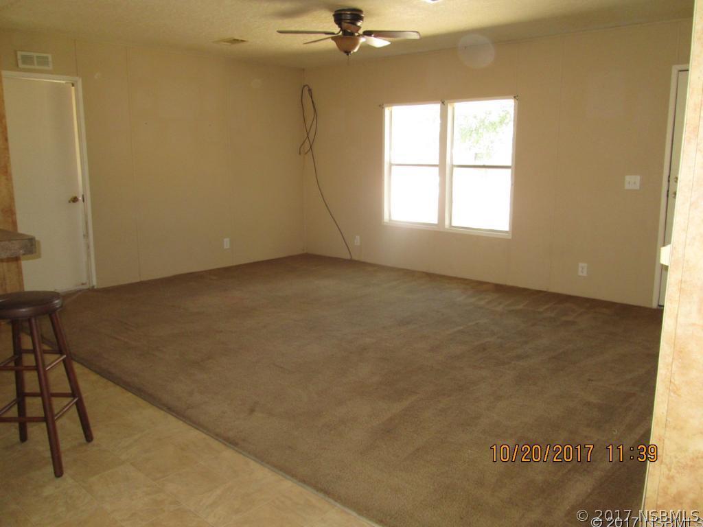 5669 Wood St., Port Orange, FL 32127