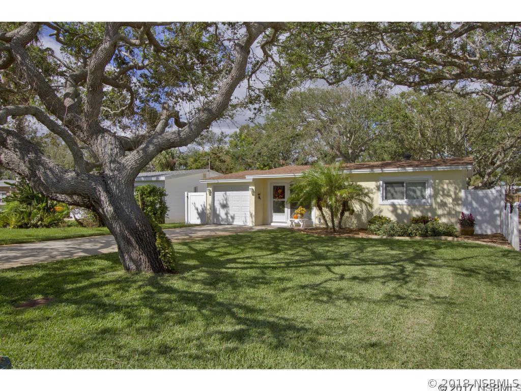 814 E 9th Ave., New Smyrna Beach, FL 32169