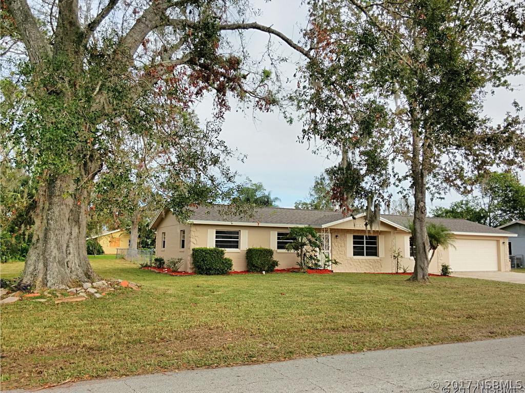 2203 Victory Palm Dr., Edgewater, FL 32141