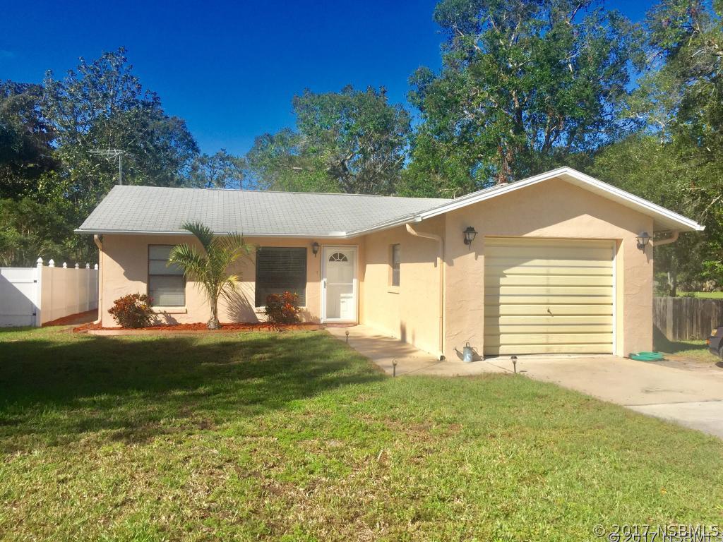 2904 Hardy Ave., New Smyrna Beach, FL 32168