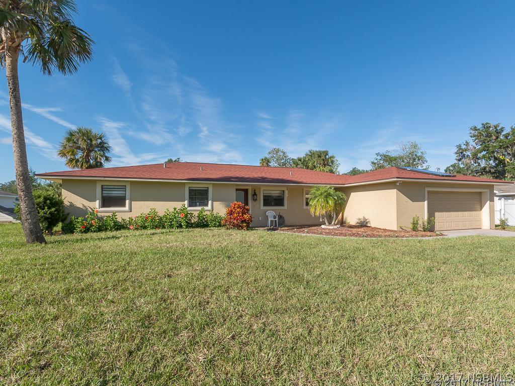 163 Flamingo Rd., Edgewater, FL 32141