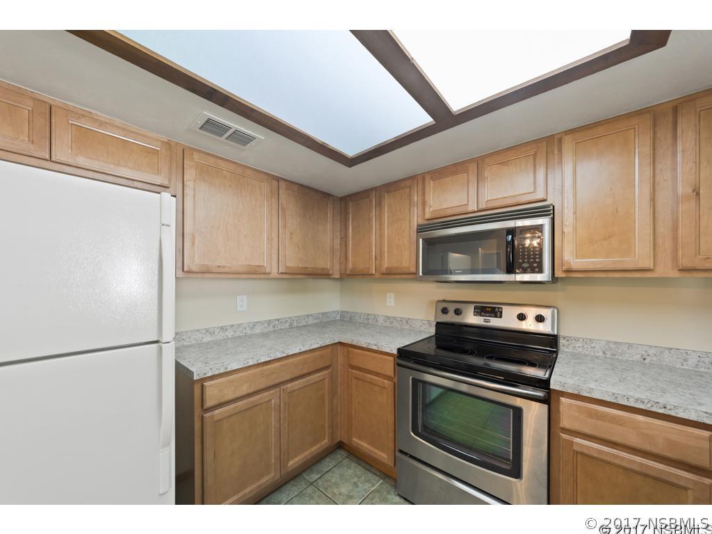 2331 Unity Tree Dr., Edgewater, FL 32141
