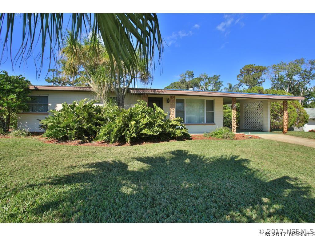 7 Silver Cir., Edgewater, FL 32141