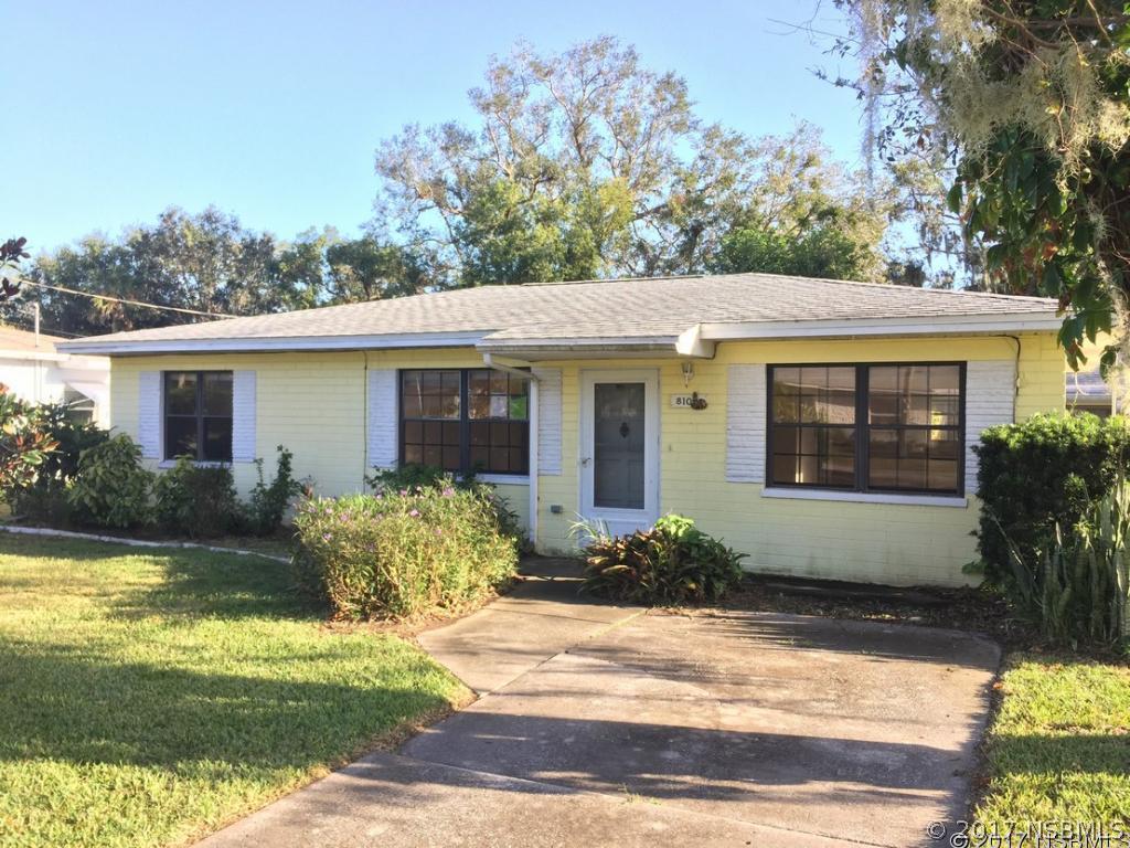 310 Roslyn Ave., New Smyrna Beach, FL 32168