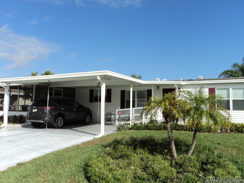 821 Masthead Ln., Edgewater, FL 32141