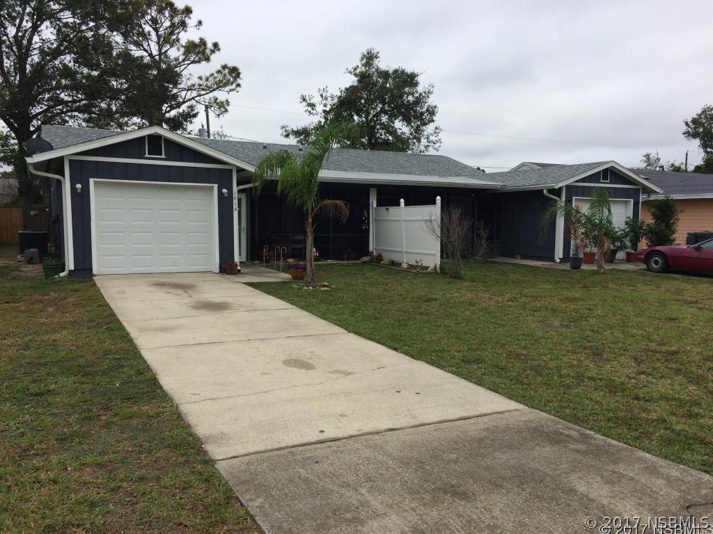 1912 Fern Palm Dr., Edgewater, FL 32141