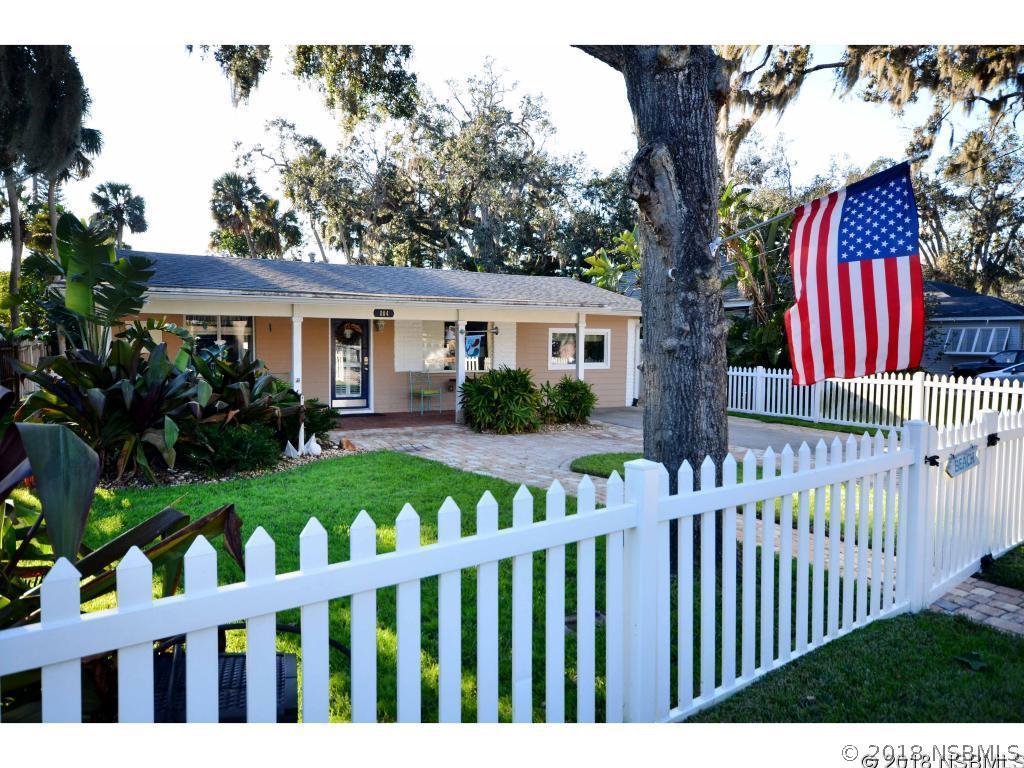 804 Faulkner St., New Smyrna Beach, FL 32168