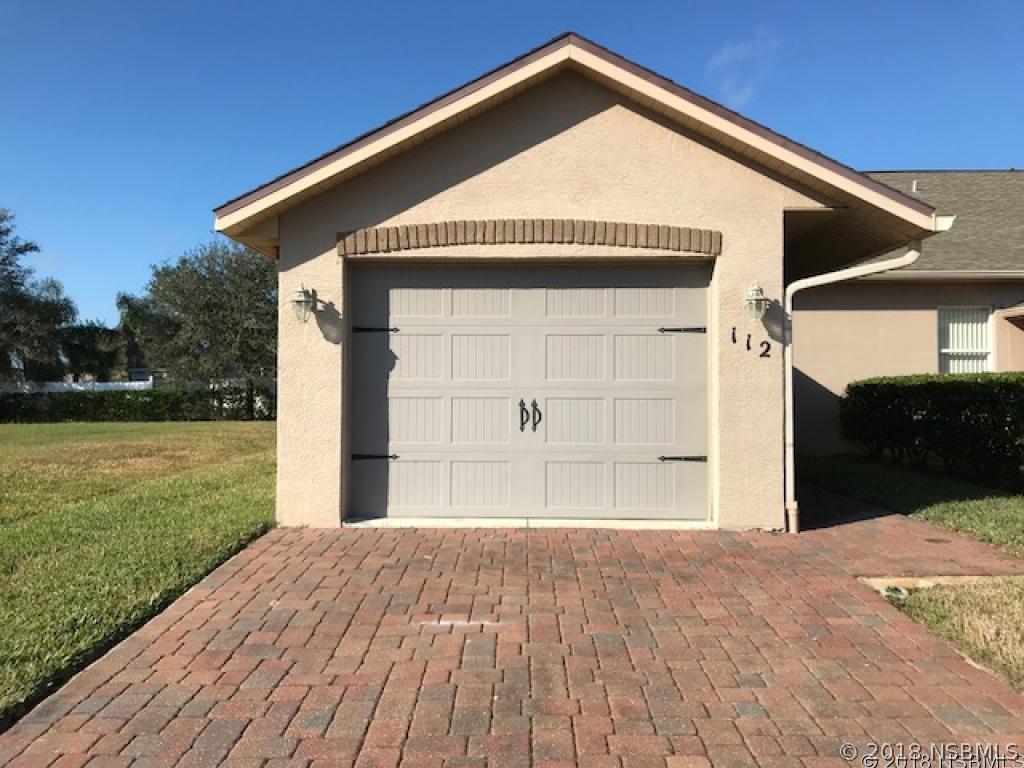 112 Tuscany Villas Dr., Edgewater, FL 32141