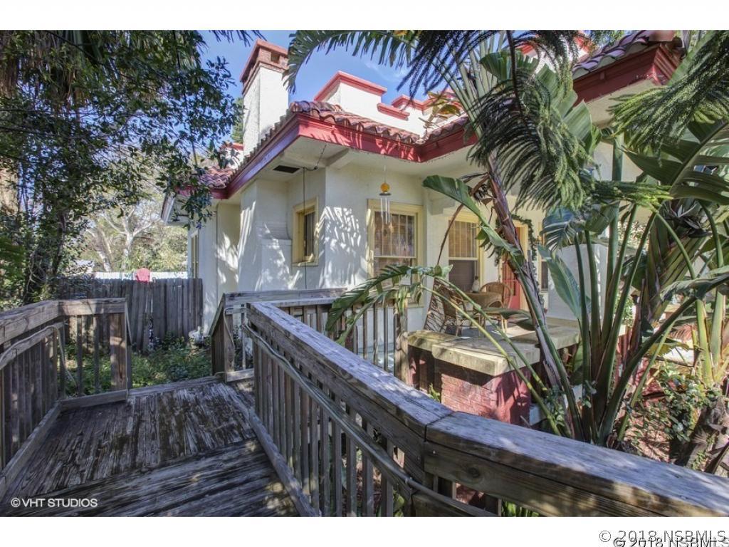 215 Washington St., New Smyrna Beach, FL 32168