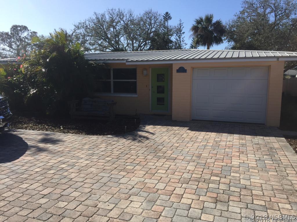 302 S Peninsula Ave., New Smyrna Beach, FL 32169