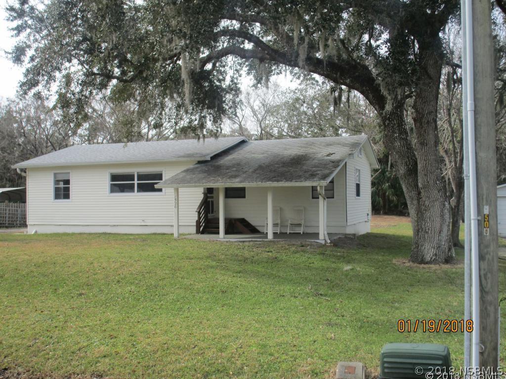 1596 Elizabeth St., New Smyrna Beach, FL 32168