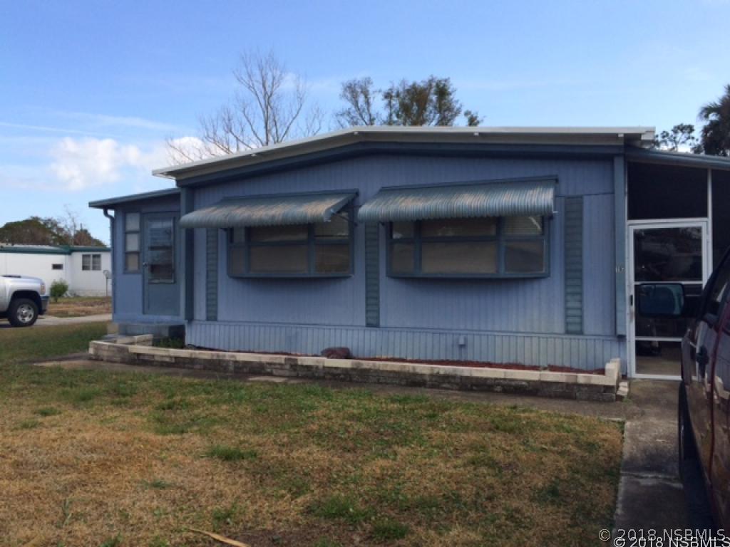 116 Cedar St., Edgewater, FL 32141