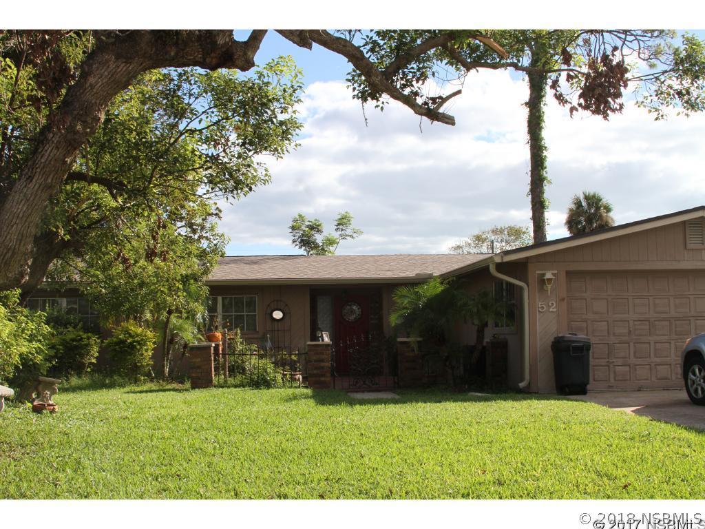 52 Fairway Cir., New Smyrna Beach, FL 32168