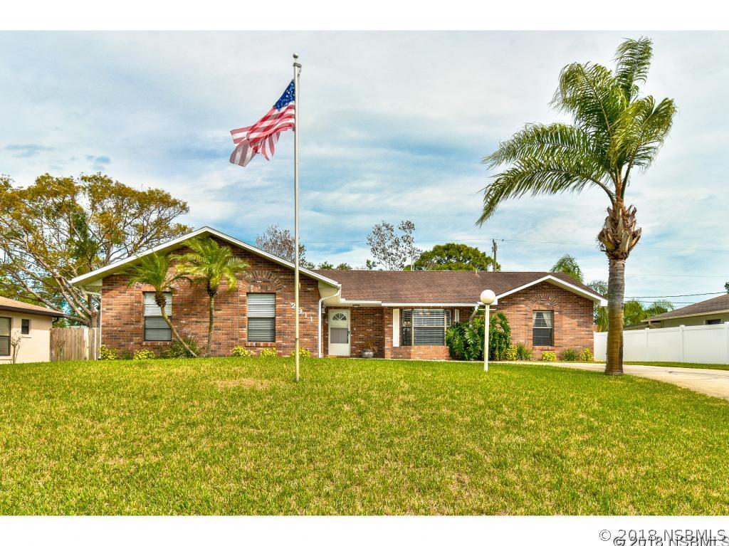 2911 Royal Palm Dr., Edgewater, FL 32141