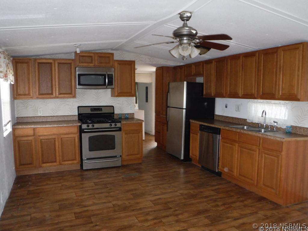 65 Golden Gate Cir., Port Orange, FL 32129