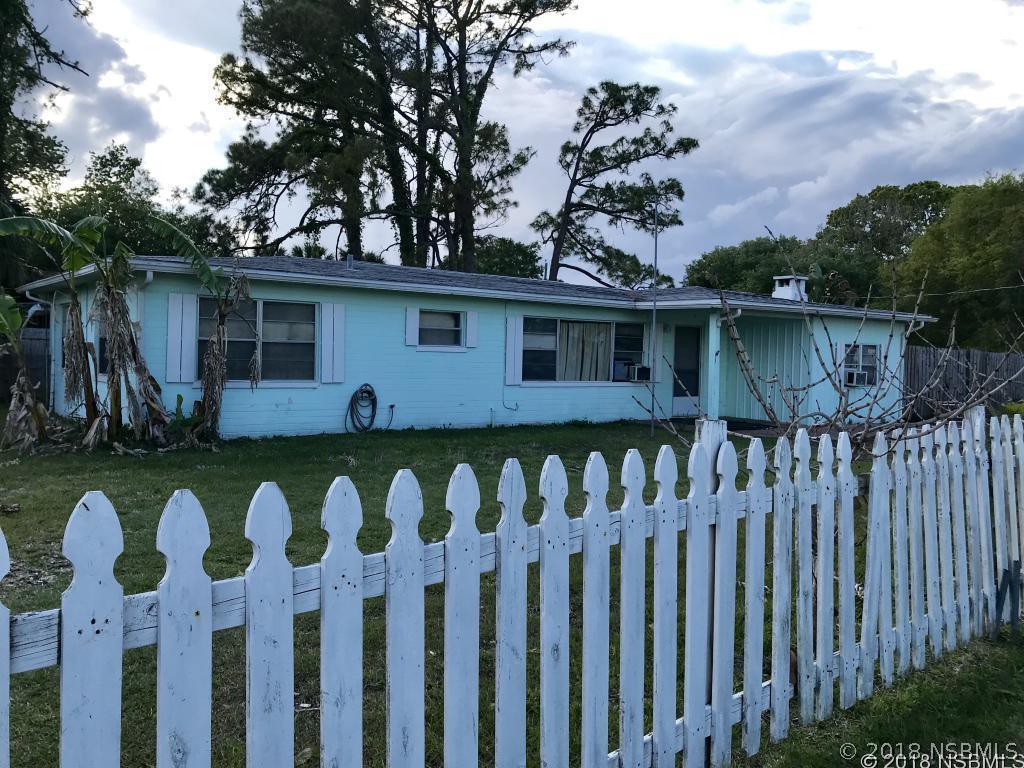 212 Hart Ave., Edgewater, FL 32132
