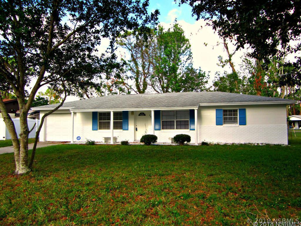 2253 Garfield Dr., South Daytona, FL 32119