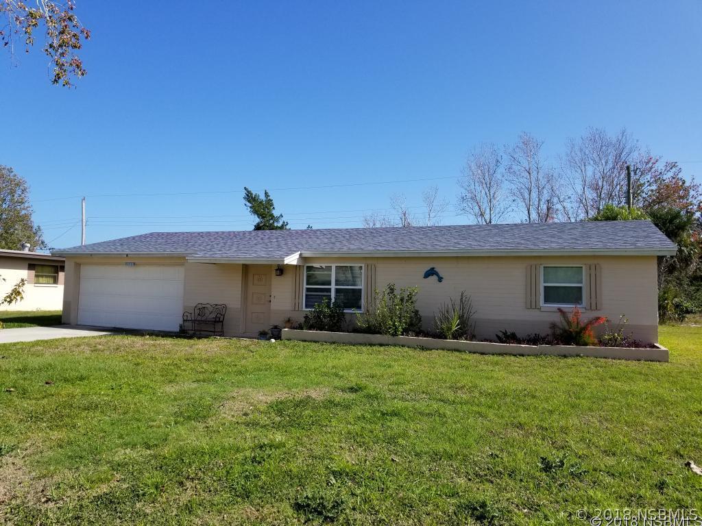 1923 Juniper Dr., Edgewater, FL 32141