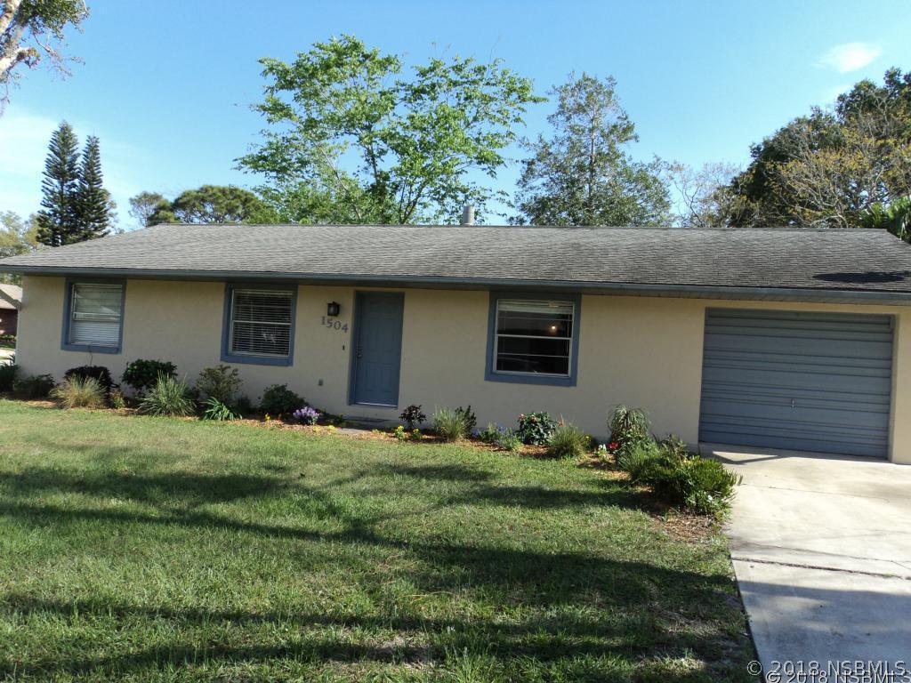 1504 Travelers Palm Dr., Edgewater, FL 32132