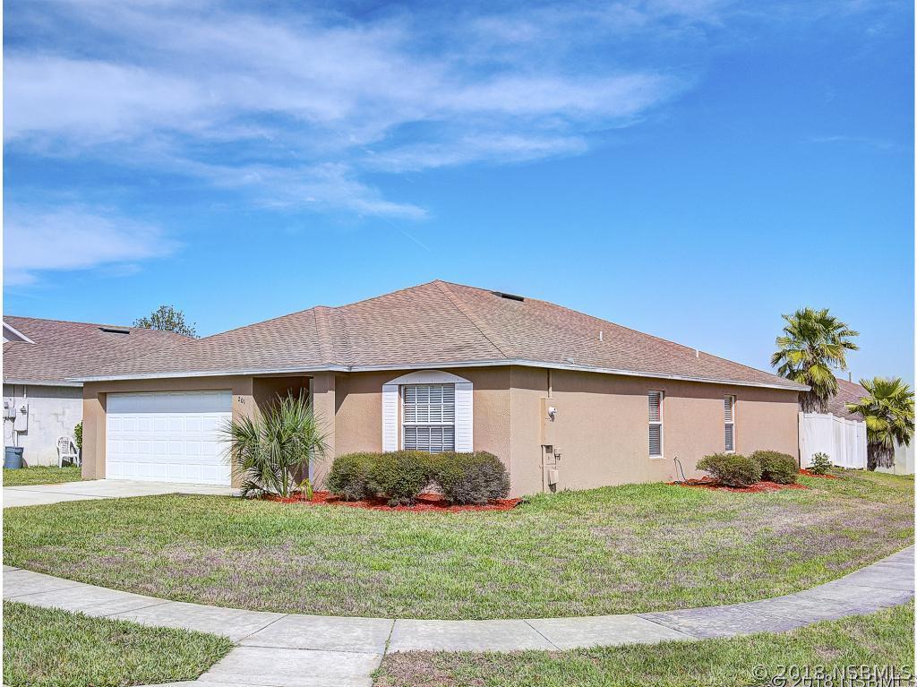 201 Two Oaks Dr., Edgewater, FL 32141
