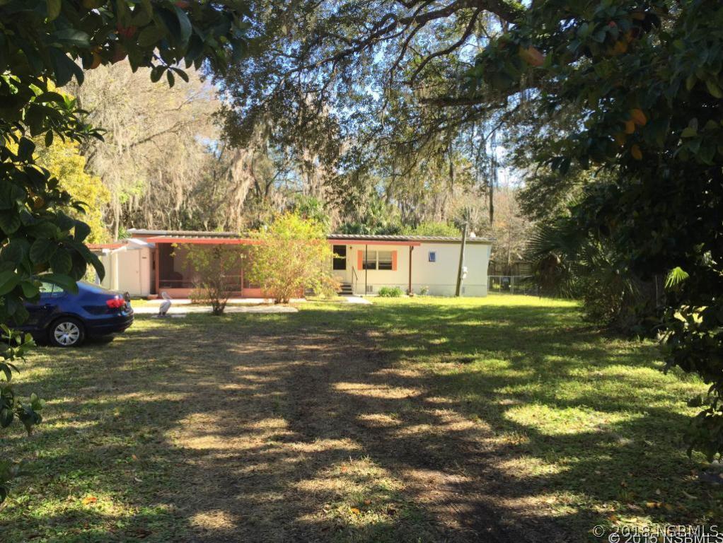 1525 Elizabeth St., New Smyrna Beach, FL 32168
