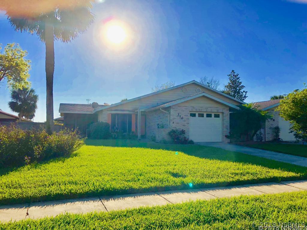 310 Paradise Ln., Edgewater, FL 32132