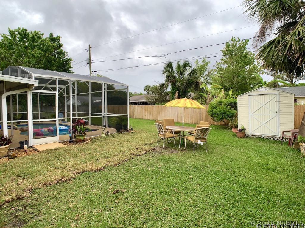 1528 Sabal Palm Dr., Edgewater, FL 32132