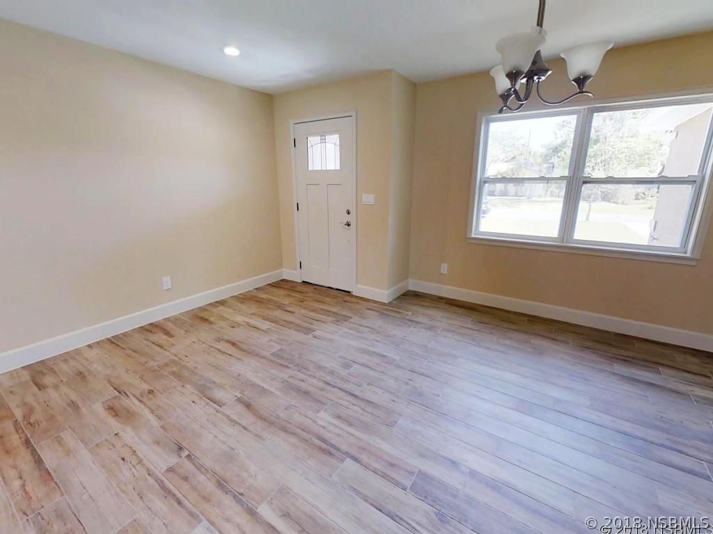 1607 Queen Palm Dr., Edgewater, FL 32132