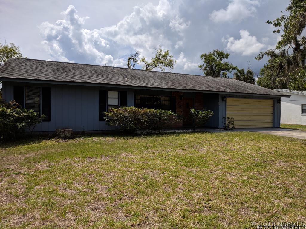 114 Virginia St., Edgewater, FL 32132