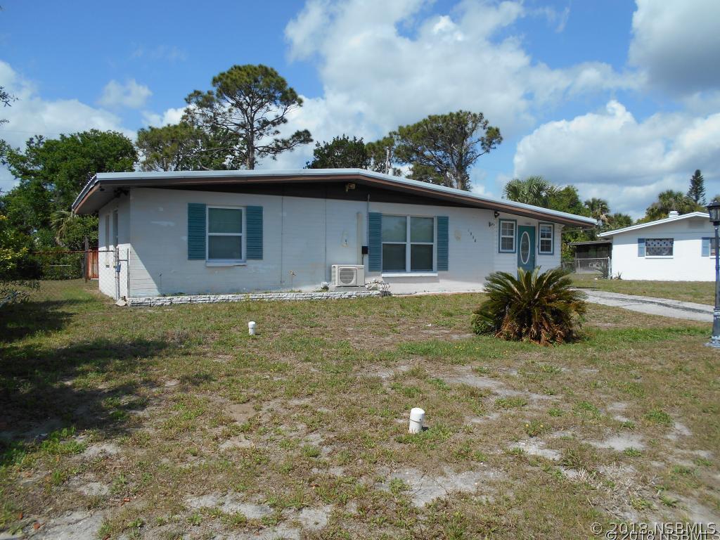 1908 Evergreen Dr., Edgewater, FL 32141