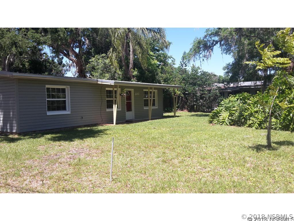 2017 Lake Dr., New Smyrna Beach, FL 32168