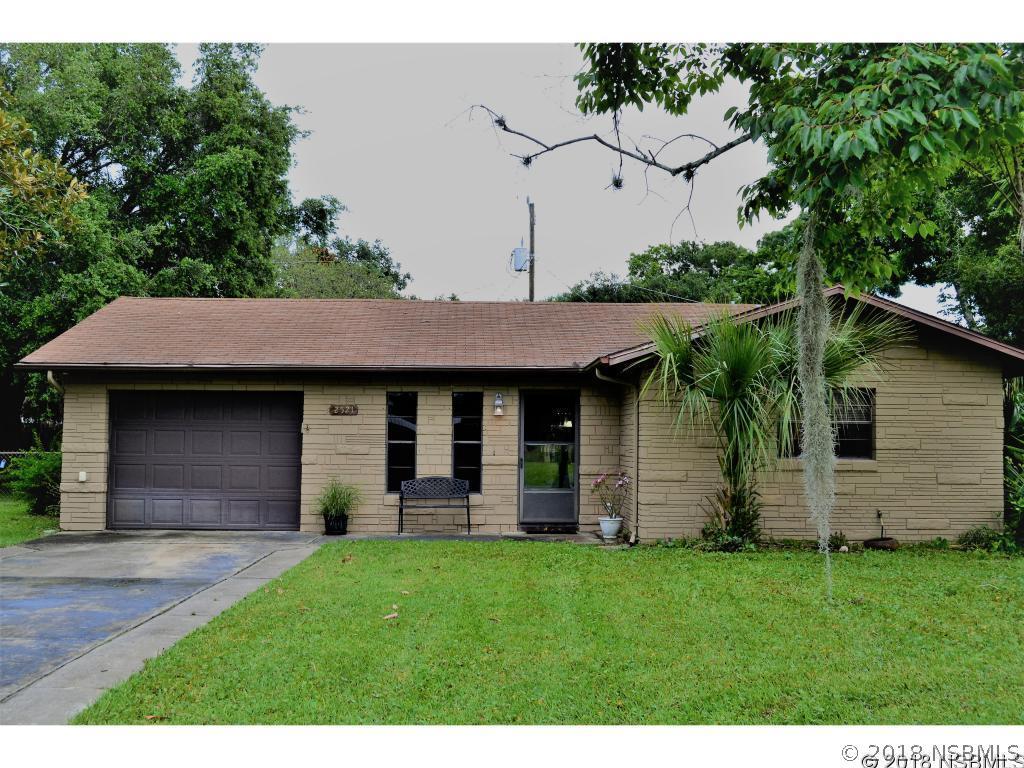 2521 Willow Oak Dr., Edgewater, FL 32141