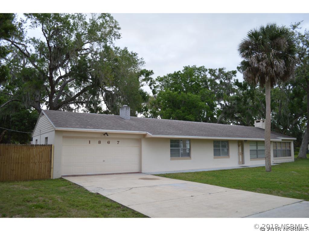 1867 Pine Tree Dr., Edgewater, FL 32141