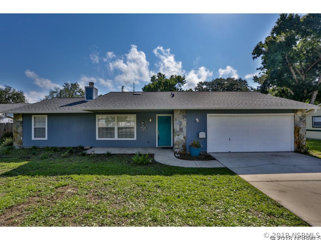 1611 Travelers Palm Dr., Edgewater, FL 32132
