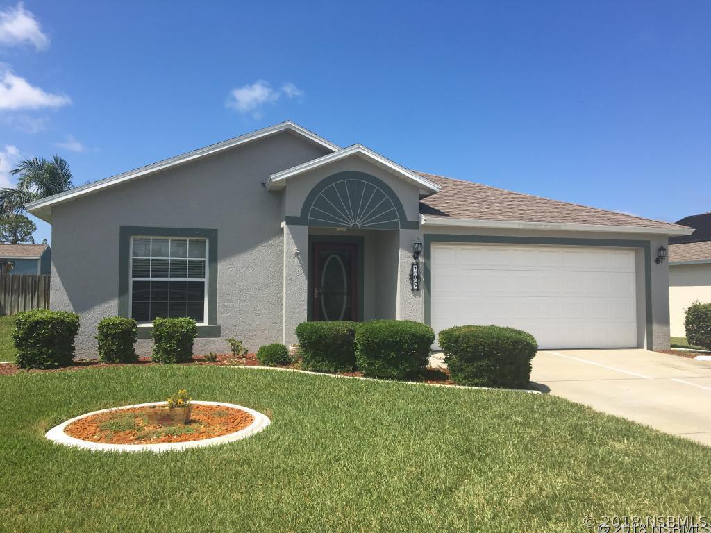 205 Tree Branch Ln., Edgewater, FL 32141