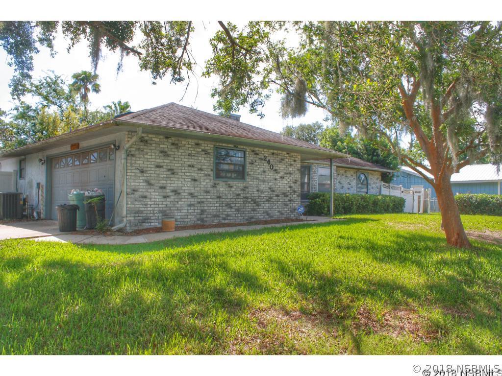 2403 Sabal Palm Dr., Edgewater, FL 32141