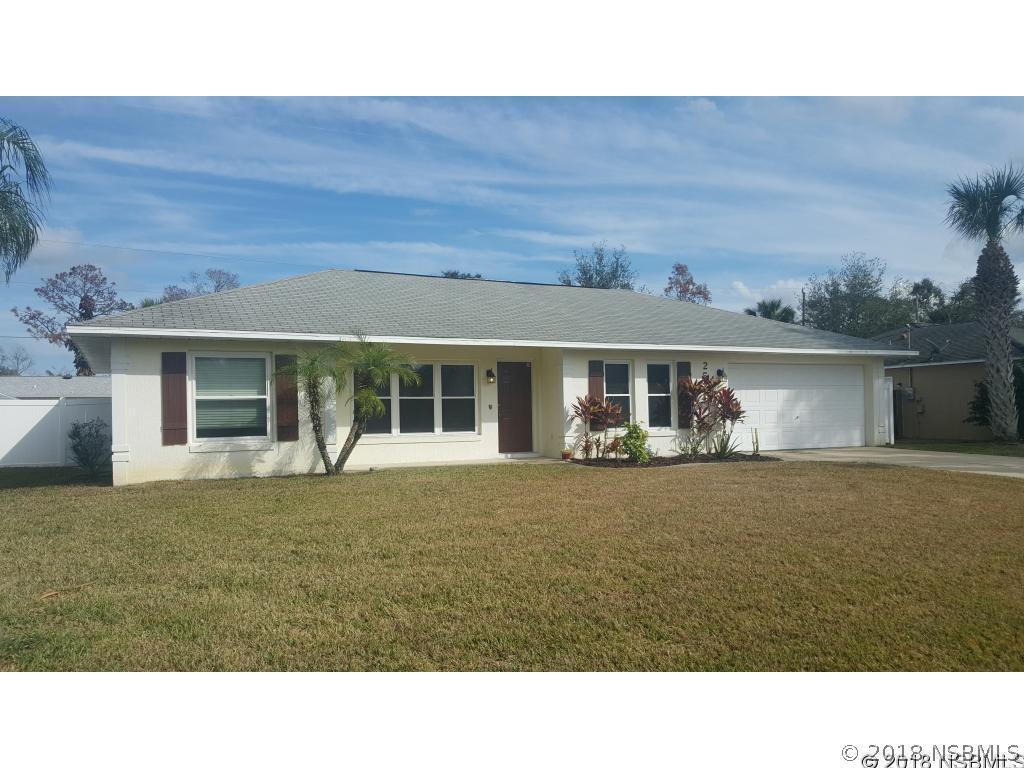 2521 Tamarind Dr., Edgewater, FL 32141