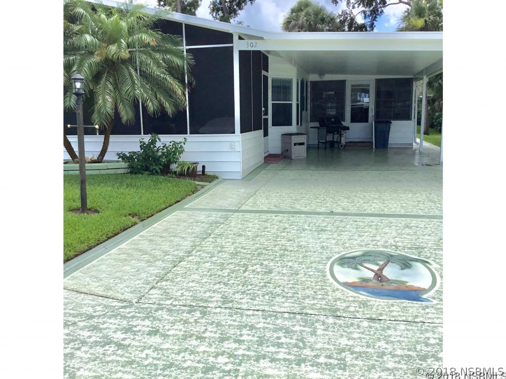 302 Portside Ln., Edgewater, FL 32141