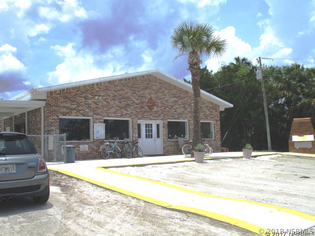 137 Indian River Dr., Edgewater, FL 32141