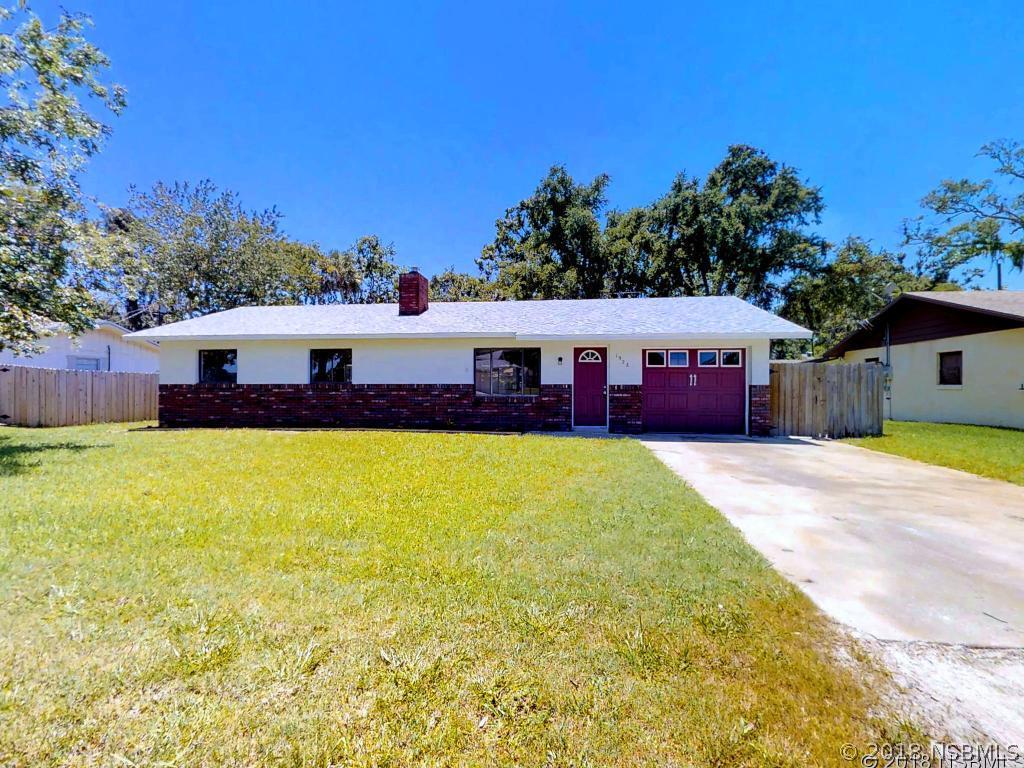 1922 Orange Tree Dr., Edgewater, FL 32141