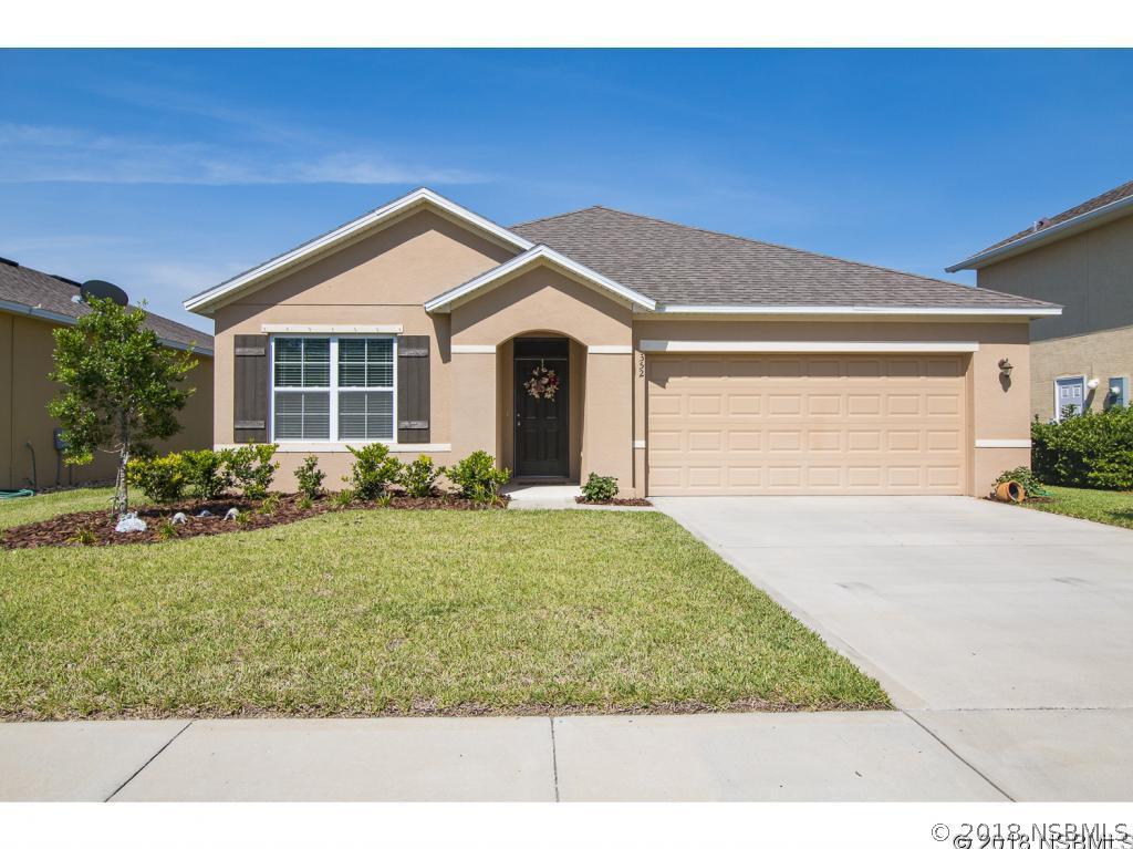 352 Admiralty Ct., Edgewater, FL 32141